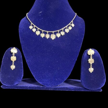 Chinar Choker Set